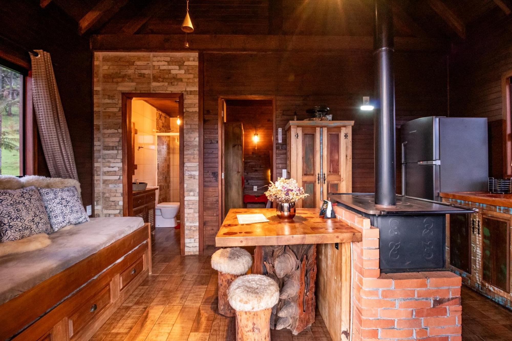 Casas Rainha Da Serra 02 Dorm Casal E Cozinha Урубиси Экстерьер фото